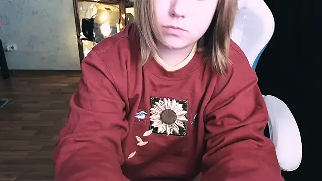 Snapshot of June_shy0 chatting on December 2024 11:32:01 AM June shy0 online show from December 2024 11:32:01 AM