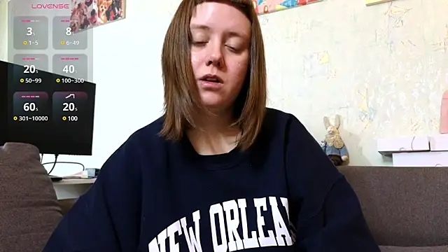 Snapshot of June_shy0 chatting on February 2025 08:04:01 AM June shy0 online show from February 2025 08:04:01 AM