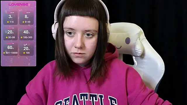 Snapshot of June_shy0 chatting on March 2025 08:22:01 AM June shy0 online show from March 2025 08:22:01 AM