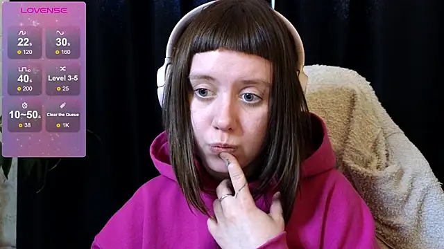 Snapshot of June_shy0 chatting on March 2025 07:31:01 AM June shy0 online show from March 2025 07:31:01 AM