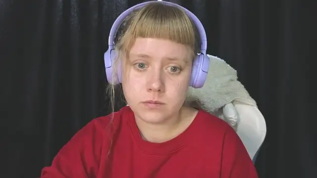 Snapshot of June_shy0 chatting on September 2025 06:12:02 AM June shy0 online show from September 2025 06:12:02 AM