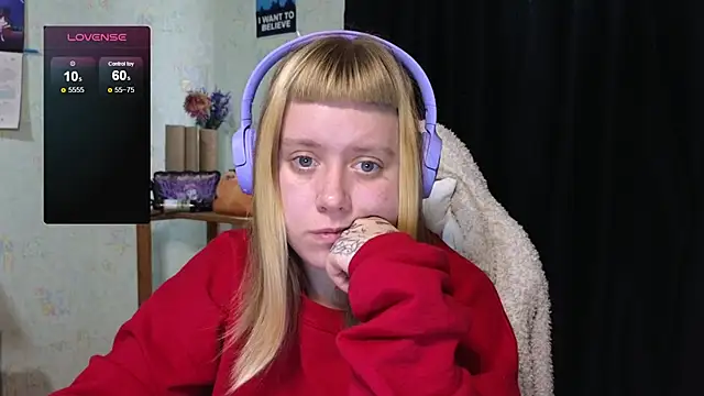 Snapshot of June_shy0 chatting on October 2025 11:55:02 AM June shy0 online show from October 2025 11:55:02 AM