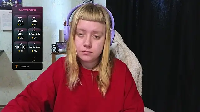 Snapshot of June_shy0 chatting on October 2025 07:22:01 AM June shy0 online show from October 2025 07:22:01 AM