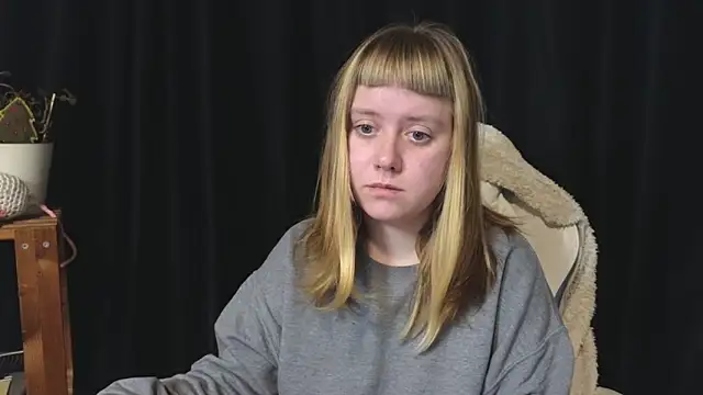 Snapshot of June_shy0 chatting on November 2025 07:41:02 AM June shy0 online show from November 2025 07:41:02 AM