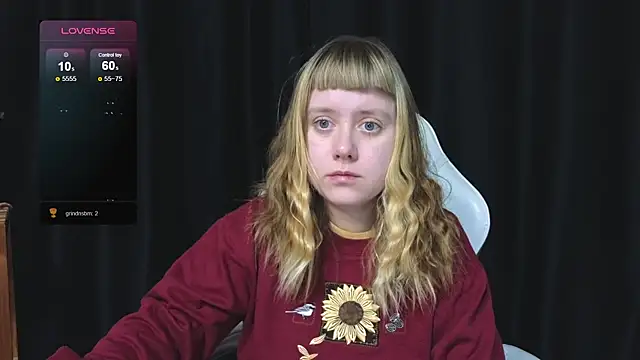 Snapshot of June_shy0 chatting on December 2025 08:01:01 AM June shy0 online show from December 2025 08:01:01 AM