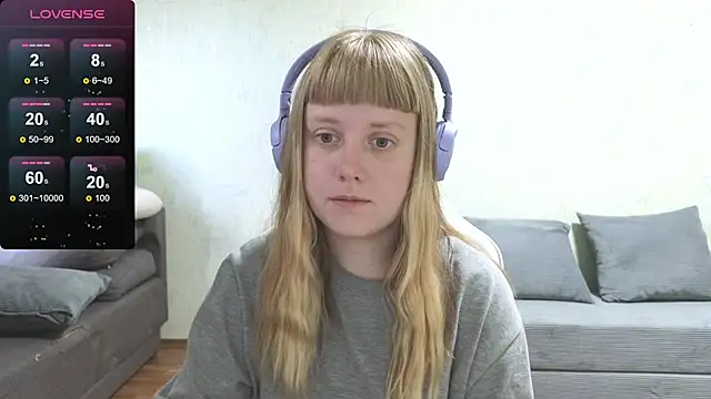 Snapshot of June_shy0 chatting on July 2026 07:12:01 AM June shy0 online show from July 2026 07:12:01 AM