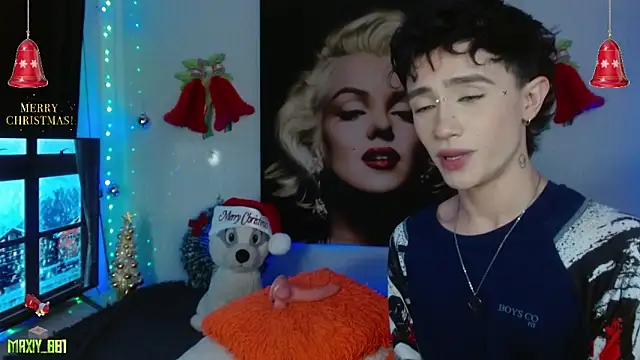 maxiy 001 online show from December 2025 09:52:02 PM