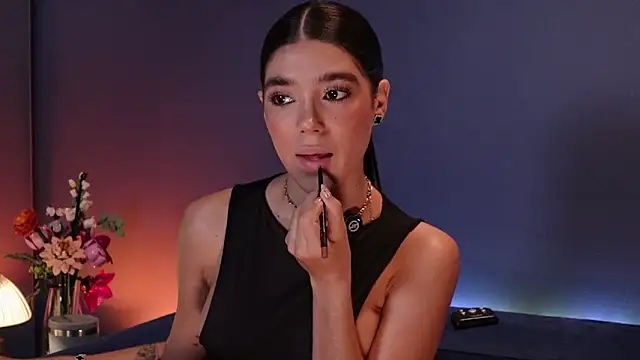 Olivia Collins1 online show from June 2026 10:59:01 PM