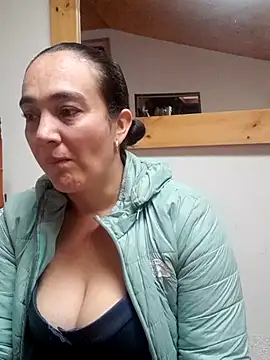 Snapshot of skayhot_ chatting on October 2025 12:52:02 PM skayhot online show from October 2025 12:52:02 PM