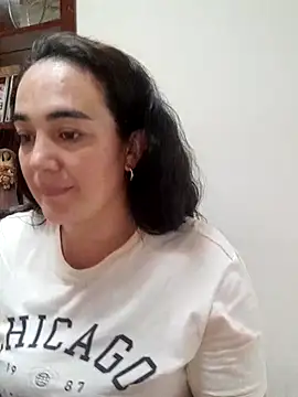 Snapshot of skayhot_ chatting on October 2025 02:18:02 PM skayhot online show from October 2025 02:18:02 PM