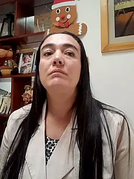 Snapshot of skayhot_ chatting on November 2025 01:00:02 PM skayhot online show from November 2025 01:00:02 PM