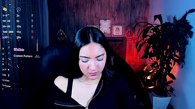 Snapshot of miichael_black chatting on October 2025 09:05:02 PM miichael black online show from October 2025 09:05:02 PM