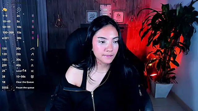 Snapshot of miichael_black chatting on November 2025 02:24:01 AM miichael black online show from November 2025 02:24:01 AM