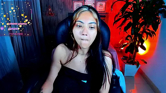 Snapshot of miichael_black chatting on January 2026 09:34:02 AM miichael black online show from January 2026 09:34:02 AM