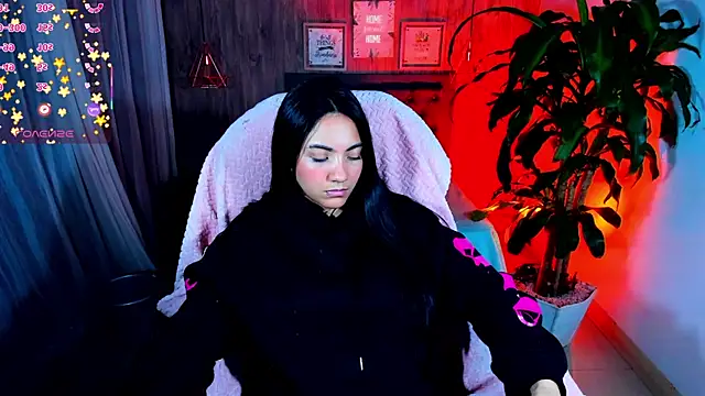 Snapshot of miichael_black chatting on January 2026 11:48:01 AM miichael black online show from January 2026 11:48:01 AM