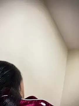 Snapshot of miichael_black chatting on February 2026 06:40:02 AM miichael black online show from February 2026 06:40:02 AM