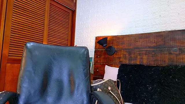 Celeste sanz online show from September 2025 03:44:02 PM