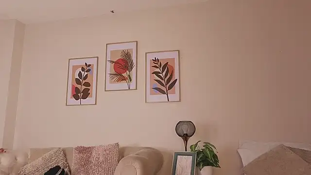 DahianaWalcott online show from March 2026 09:07:01 PM