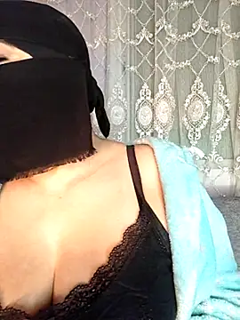 Cat Sharisa online show from January 2026 09:25:01 AM