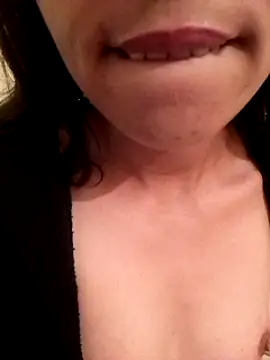 Snapshot of 3ashi9aa chatting on February 2025 06:20:01 PM 3ashi9aa online show from February 2025 06:20:01 PM