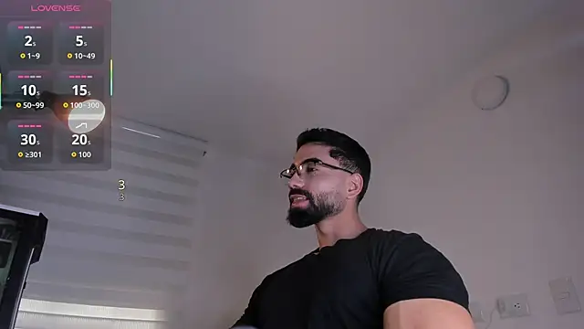 Snapshot of edrick_walton1 chatting on April 2026 12:04:01 PM edrick walton1 online show from April 2026 12:04:01 PM