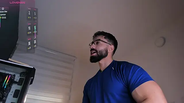 Snapshot of edrick_walton1 chatting on June 2026 11:42:02 AM edrick walton1 online show from June 2026 11:42:02 AM