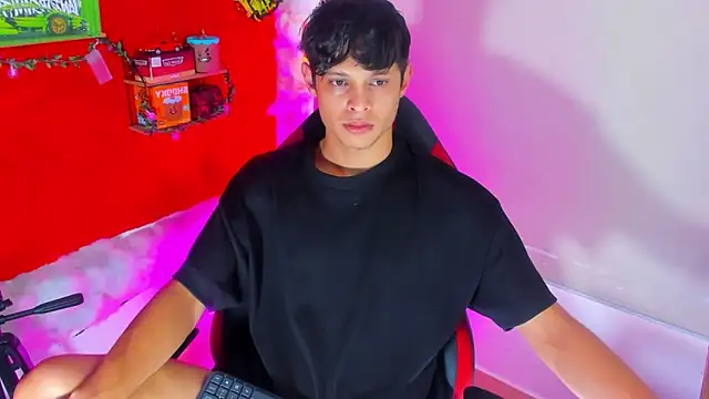 LilOwen  online show from September 2025 05:38:01 PM