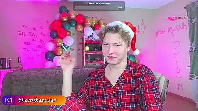 Snapshot of TheMikeSever chatting on December 2024 05:37:01 PM TheMikeSever online show from December 2024 05:37:01 PM