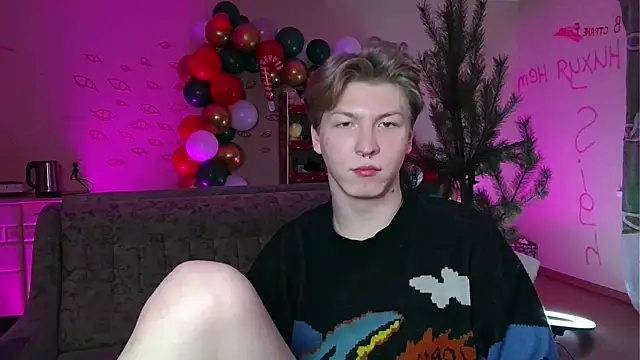 Snapshot of TheMikeSever chatting on January 2025 09:03:01 PM TheMikeSever online show from January 2025 09:03:01 PM