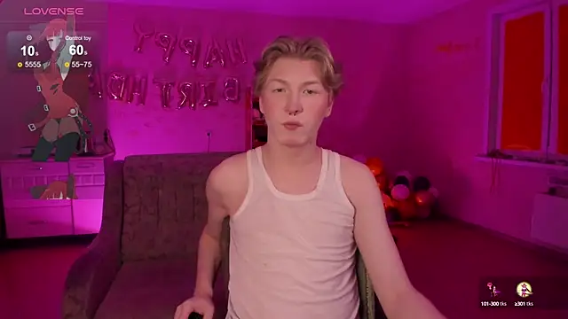 Snapshot of TheMikeSever chatting on February 2025 08:36:02 PM TheMikeSever online show from February 2025 08:36:02 PM