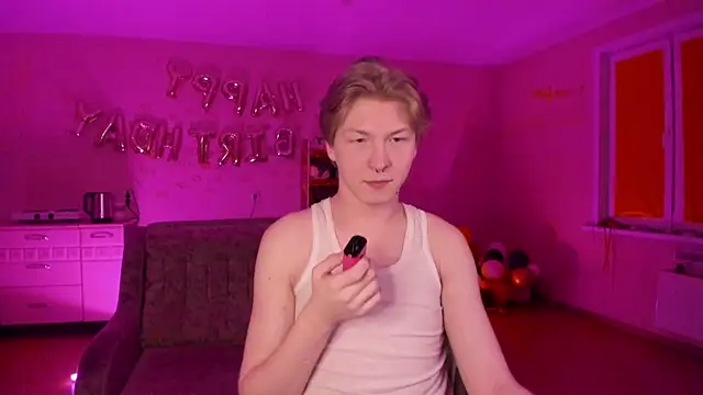 Snapshot of TheMikeSever chatting on February 2025 12:14:01 AM TheMikeSever online show from February 2025 12:14:01 AM