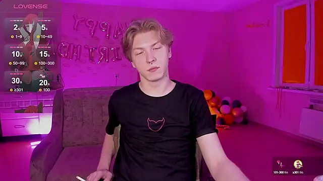 Snapshot of TheMikeSever chatting on February 2025 04:58:02 PM TheMikeSever online show from February 2025 04:58:02 PM