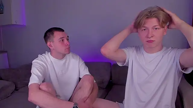 Snapshot of TheMikeSever chatting on October 2025 10:08:01 AM TheMikeSever online show from October 2025 10:08:01 AM