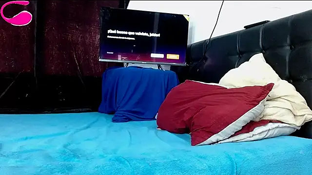 Snapshot of Deleon1995 chatting on December 2024 05:22:01 PM Deleon1995 online show from December 2024 05:22:01 PM