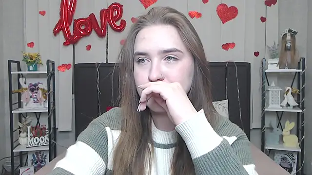 LauraHlot online show from February 2026 08:24:02 PM