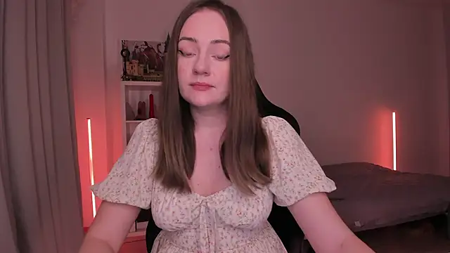 Snapshot of WalkingGirl chatting on January 2025 06:10:02 PM WalkingGirl online show from January 2025 06:10:02 PM