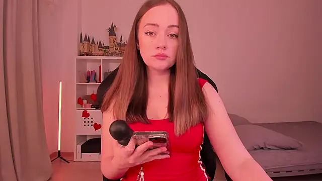 Snapshot of WalkingGirl chatting on February 2025 05:36:01 PM WalkingGirl online show from February 2025 05:36:01 PM