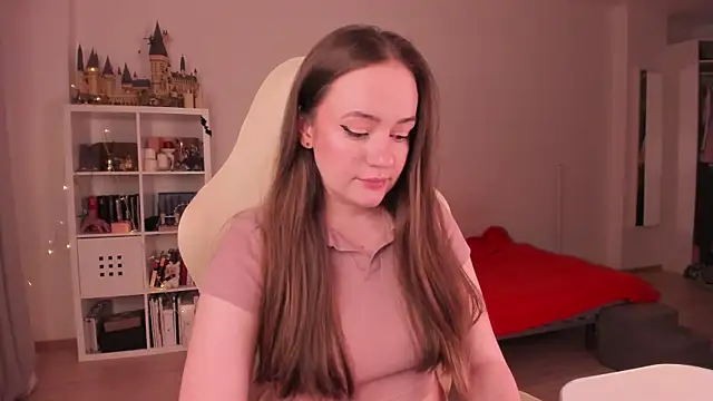 Snapshot of WalkingGirl chatting on September 2025 04:01:01 PM WalkingGirl online show from September 2025 04:01:01 PM