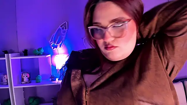 Snapshot of Camiila_Osorio chatting on November 2025 07:26:02 PM Camiila Osorio online show from November 2025 07:26:02 PM