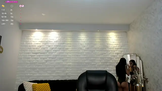 Snapshot of ValeriaVelvet chatting on March 2025 11:51:02 AM ValeriaVelvet online show from March 2025 11:51:02 AM