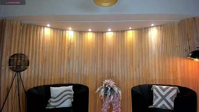 Snapshot of ValeriaVelvet chatting on December 2025 12:20:01 PM ValeriaVelvet online show from December 2025 12:20:01 PM