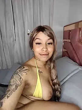 Snapshot of MarieLeon chatting on March 2025 12:16:02 AM MarieLeon online show from March 2025 12:16:02 AM