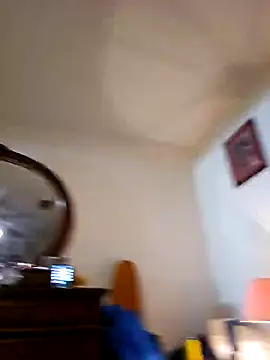 Snapshot of coolbrease10 chatting on January 2025 10:33:01 PM coolbrease10 online show from January 2025 10:33:01 PM