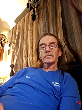 Snapshot of coolbrease10 chatting on January 2025 03:43:01 AM coolbrease10 online show from January 2025 03:43:01 AM