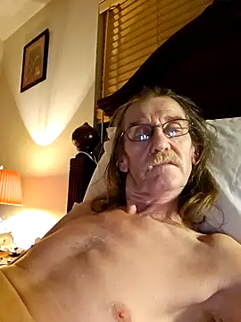 Snapshot of coolbrease10 chatting on January 2025 06:12:01 AM coolbrease10 online show from January 2025 06:12:01 AM