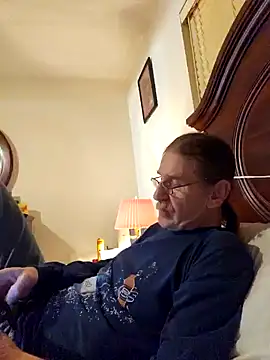 Snapshot of coolbrease10 chatting on February 2025 01:47:01 AM coolbrease10 online show from February 2025 01:47:01 AM