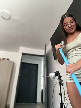 Snapshot of Arilw chatting on December 2024 03:14:01 PM Arilw online show from December 2024 03:14:01 PM