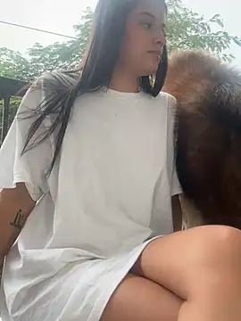 Snapshot of Arilw chatting on February 2025 09:33:01 PM Arilw online show from February 2025 09:33:01 PM