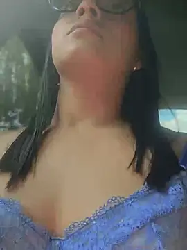 Snapshot of Arilw chatting on March 2025 02:21:02 PM Arilw online show from March 2025 02:21:02 PM