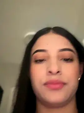 Snapshot of Arilw chatting on October 2025 02:05:01 PM Arilw online show from October 2025 02:05:01 PM